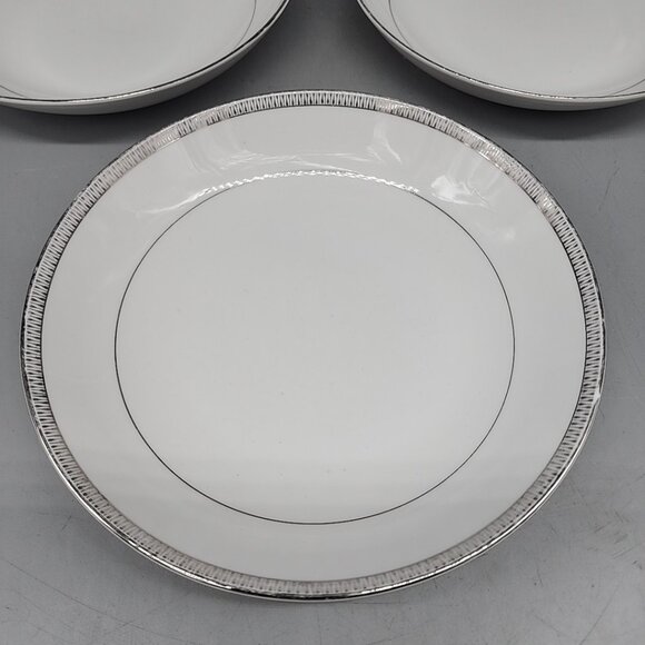 Mikasa Barclay Cereal Soup Bowl 7.5" White Silver Porcelain 8258 Set Of 3 - Picture 2 of 5